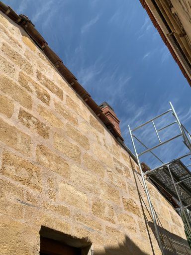 Restauration d'un pignon - Bordeaux gare Saint Jean Restauration d'un pignon - Bordeaux gare Saint Jean